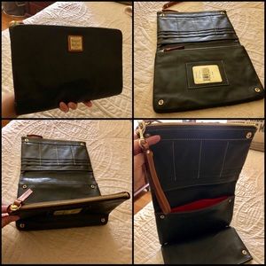 Authentic Dooney & Bourke Black Leather Clutch